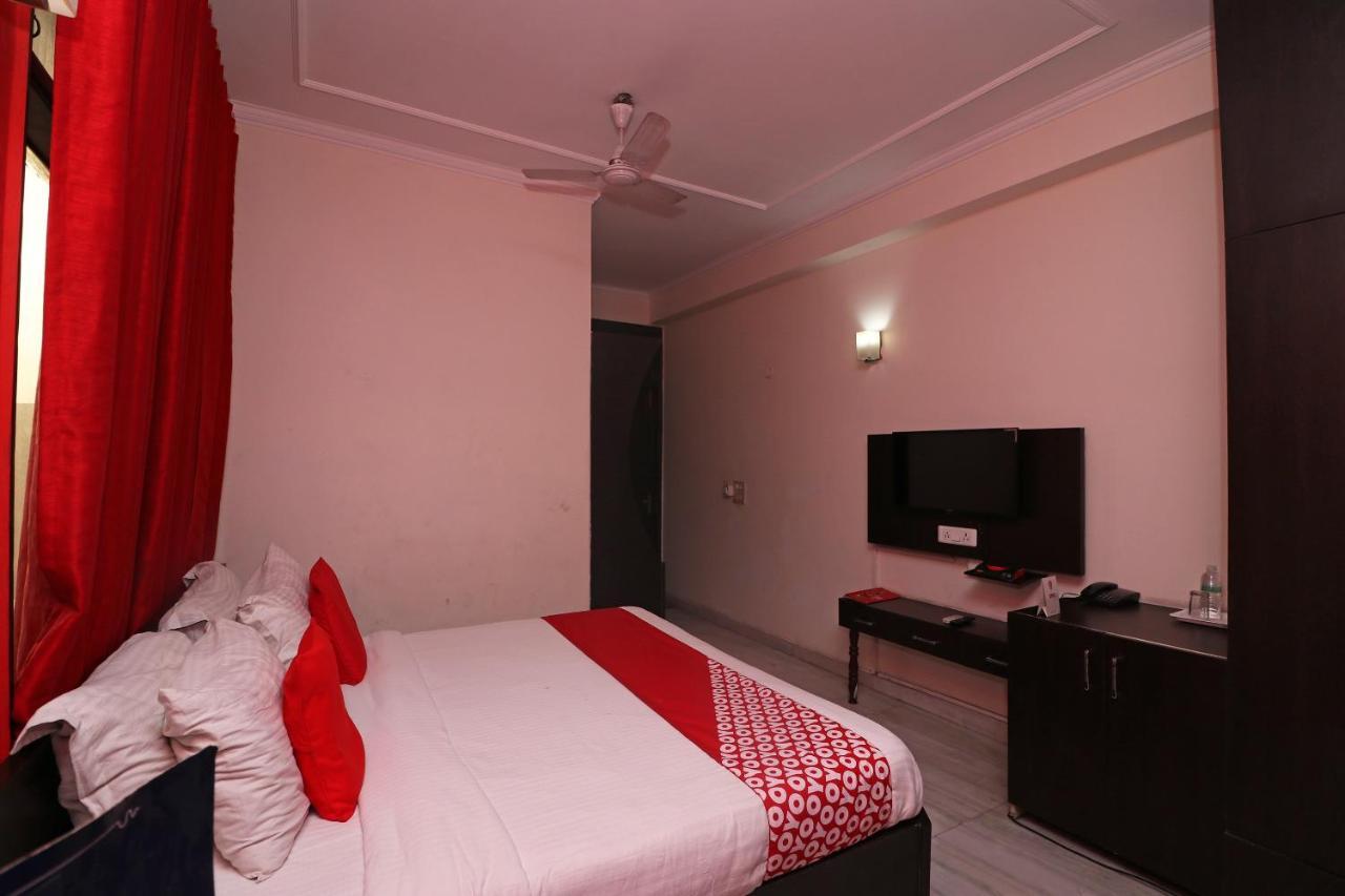 Oyo Flagship 74392 Hotel Mahesh Residency Hyderabad Exteriör bild
